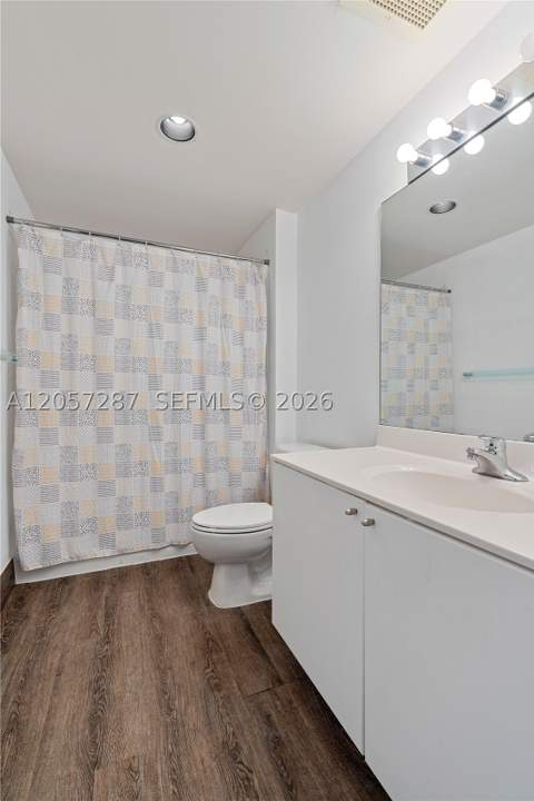 17375 Collins Ave 1108, Sunny Isles Beach FL - photo 7 of 41