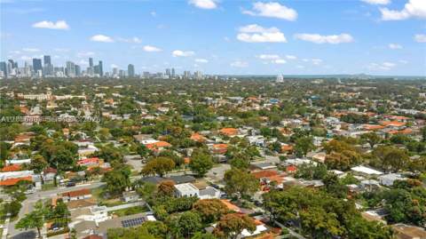 2427 SW 12th St, Miami FL - photo 10 of 11
