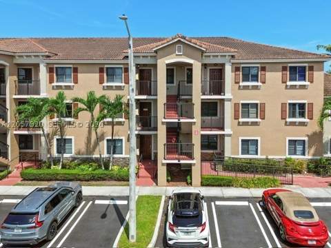 22561 SW 88th Pl 303-7, Cutler Bay FL - photo 23 of 27