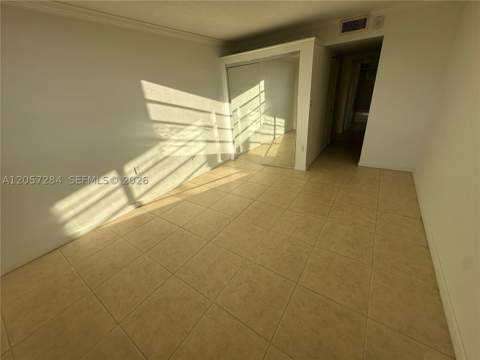 12590 NE 16th Ave 509, North Miami FL - photo 11 of 38