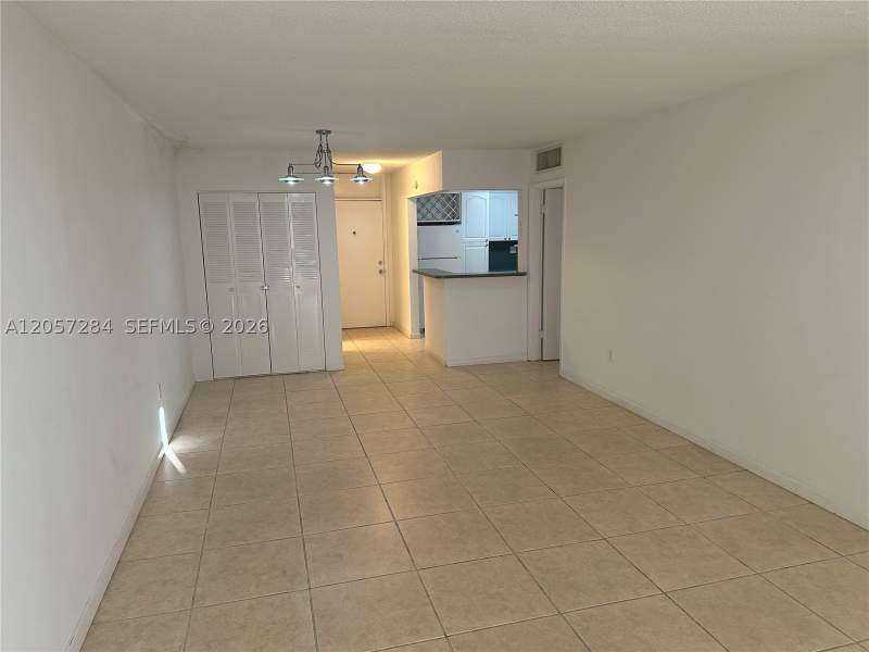 1 bedroom Condominium at 12590 NE 16th Ave 509, 12590 Coronado Towers Con, North Miami — photo 4