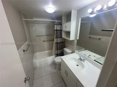 12590 NE 16th Ave 509, North Miami FL - photo 7 of 38