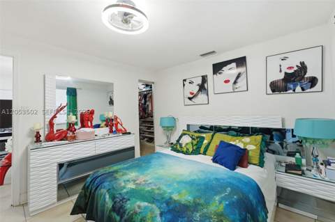 419 SE 3rd St, Hialeah FL - photo 15 of 47