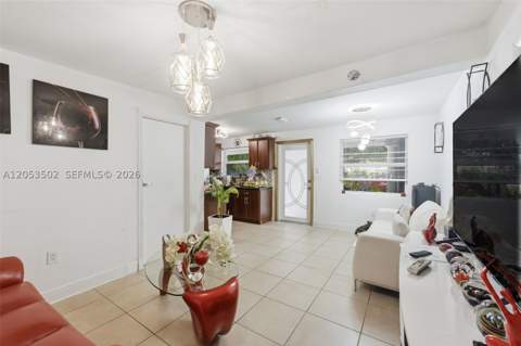 419 SE 3rd St, Hialeah FL - photo 6 of 47