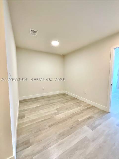 2555 NE 193rd St 2206, Miami FL - photo 18 of 26