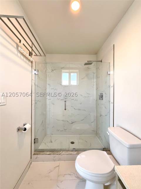 2555 NE 193rd St 2206, Miami FL - photo 23 of 26