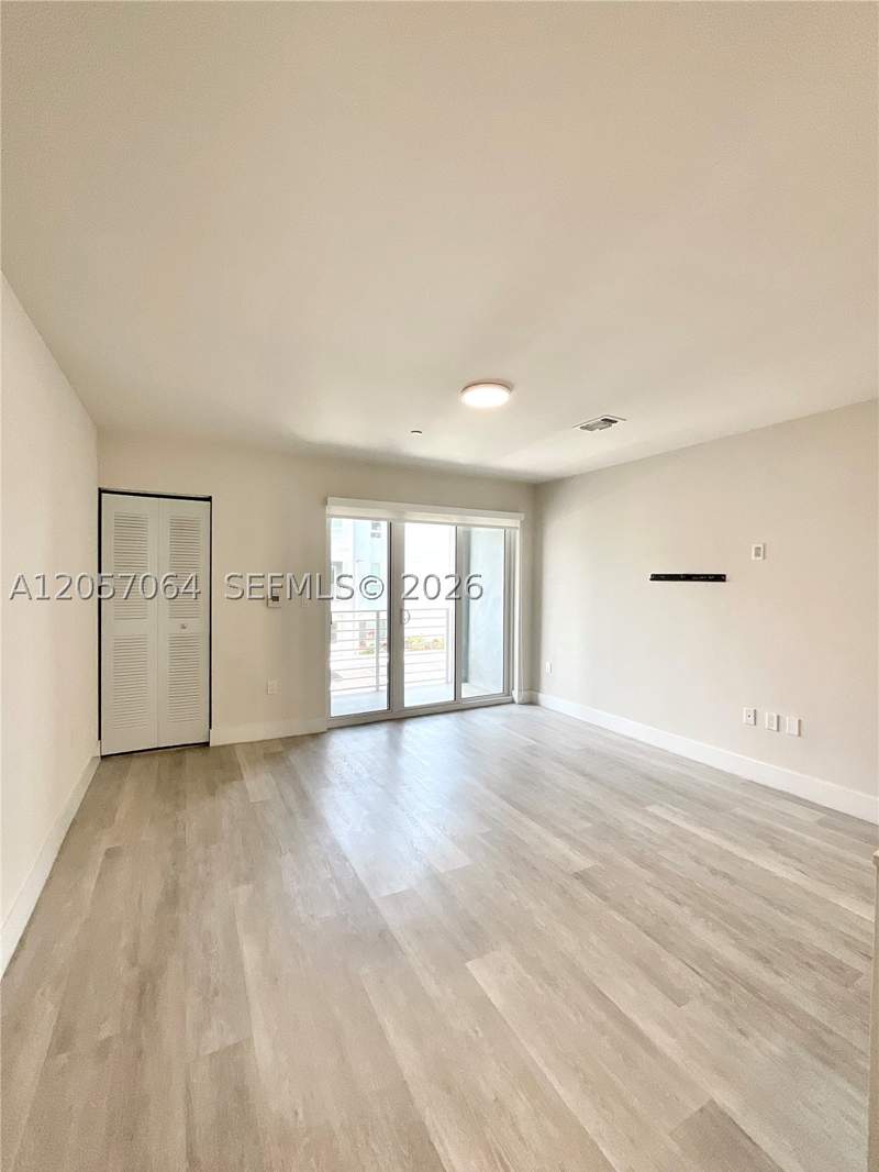 2 bedroom Townhouse at 2555 NE 193rd St 2206, Riverwood, Miami — photo 5