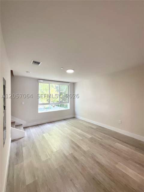 2555 NE 193rd St 2206, Miami FL - photo 7 of 26