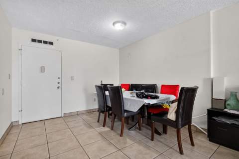 2780 NE 183rd Street 112, Aventura FL - photo 11 of 29