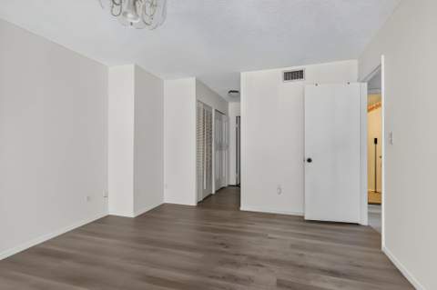 2780 NE 183rd Street 112, Aventura FL - photo 16 of 29