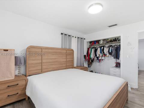 827 SW 3rd St, Florida City FL - photo 15 of 17