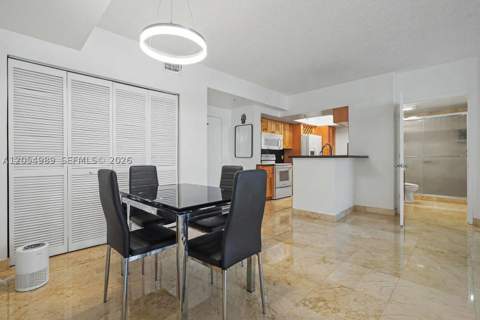 5085 NW 7th St 906, Miami FL - photo 10 of 26
