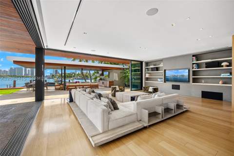 126 W San Marino Dr, Miami Beach FL - photo 11 of 41