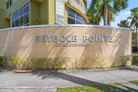 816 NW 11th St 402, Miami FL - photo 14 of 14
