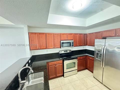 11601 NW 89 St 106, Doral FL - photo 7 of 34