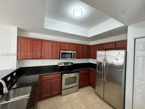 11601 NW 89 St 106, Doral FL - photo 9 of 34