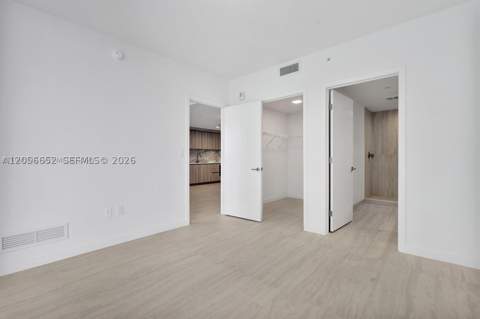 77 SE 5th St 4106, Miami FL - photo 10 of 51