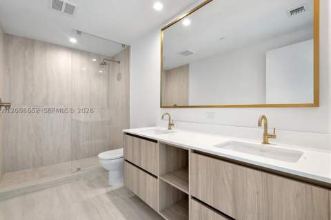 77 SE 5th St 4106, Miami FL - photo 11 of 51