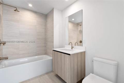 77 SE 5th St 4106, Miami FL - photo 14 of 51