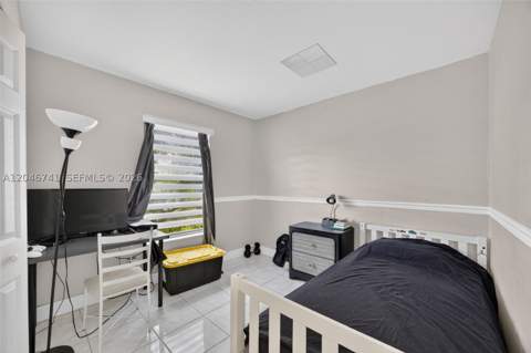 738 SW 7th Ter, Florida City FL - photo 21 of 37