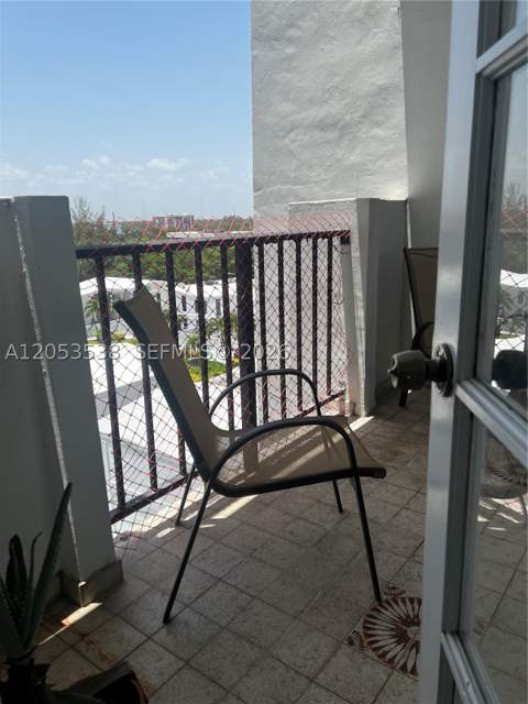 2750 NE 183rd St 807, Aventura FL - photo 13 of 16