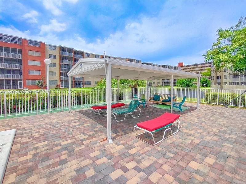 2 bedroom Condominium at 1710 NE 191st St 103-3, Jade Winds Group Bamboo G, Miami — photo 3