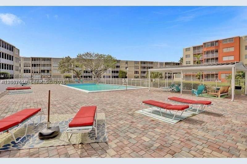 2 bedroom Condominium at 1710 NE 191st St 103-3, Jade Winds Group Bamboo G, Miami — photo 5