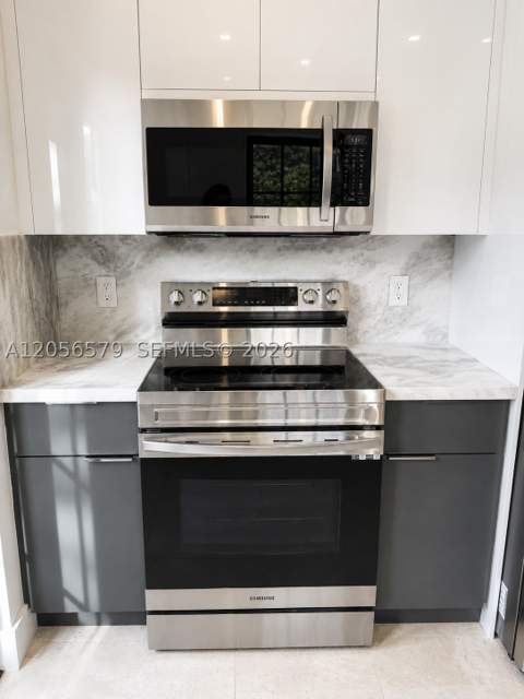 1213 Aguila Ave, Coral Gables FL - photo 7 of 17