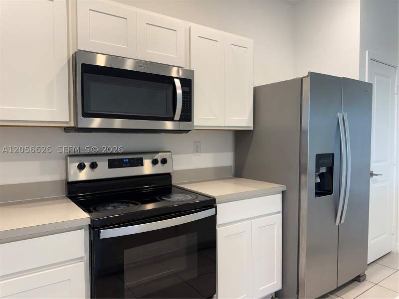 3 bedroom Townhouse at 721 SW 11th St, Regal Palm Subdivision, Florida City — photo 5