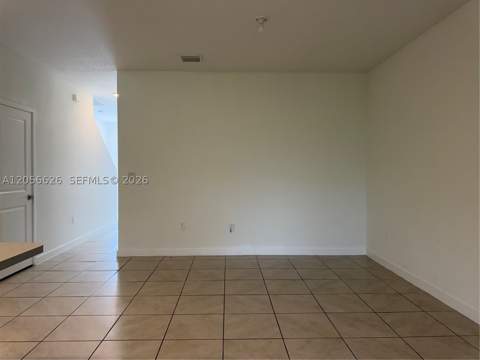 721 SW 11th St, Florida City FL - photo 6 of 22