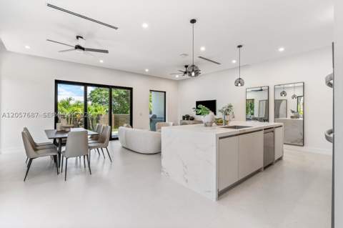 1319 NE 13th Ave, Fort Lauderdale FL - photo 6 of 25