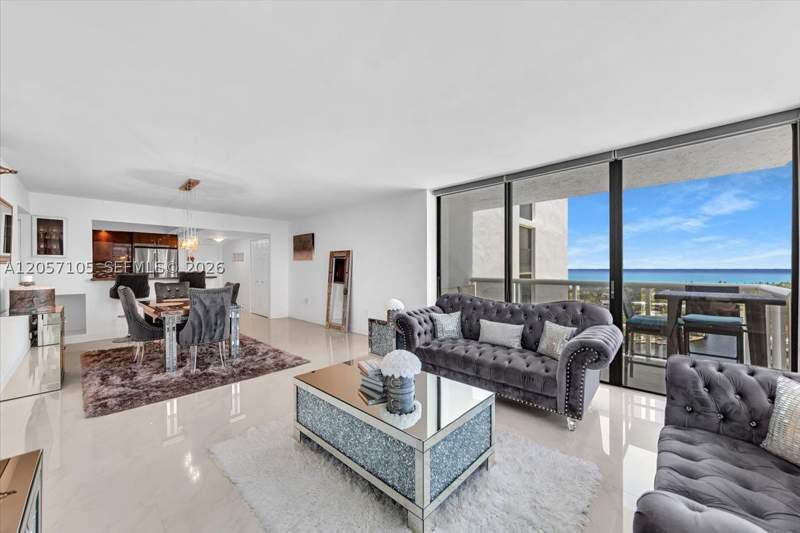 2 bedroom Condominium at 20515 E Country Club Dr 2048, Waterview Condo, Aventura — photo 3