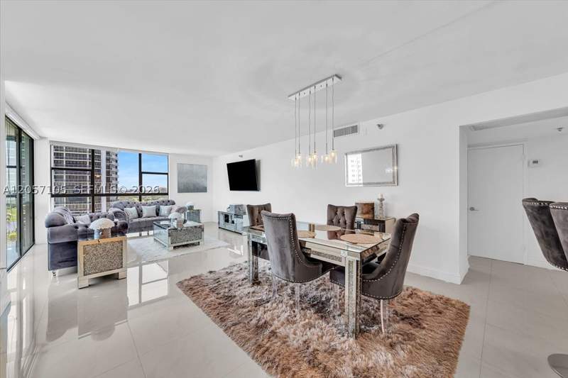 2 bedroom Condominium at 20515 E Country Club Dr 2048, Waterview Condo, Aventura — photo 4
