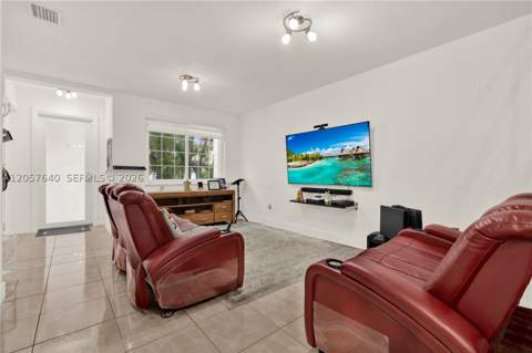 2470 SW 153rd Pass, Miami FL - photo 8 of 46