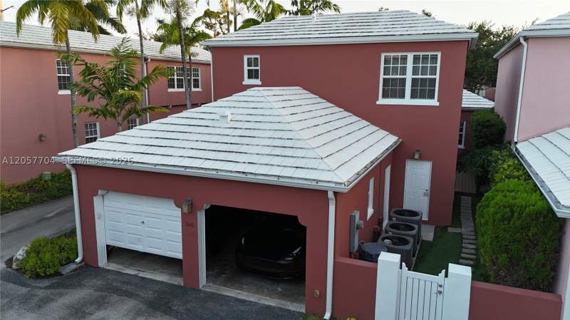 3 bedroom Townhouse at 540 Loretto Ave 19, Bermuda Vlg At Coral Gabl, Coral Gables — photo 3
