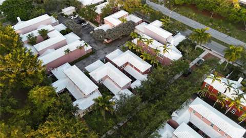 540 Loretto Ave 19, Coral Gables FL - photo 6 of 63