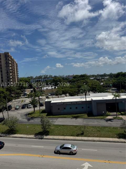 1465 NE 123rd St 609, North Miami FL - photo 13 of 28
