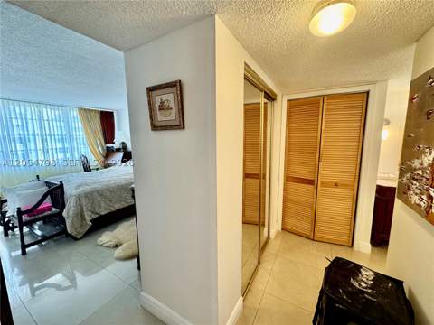 18051 Biscayne Blvd 1002, Aventura FL - photo 17 of 30