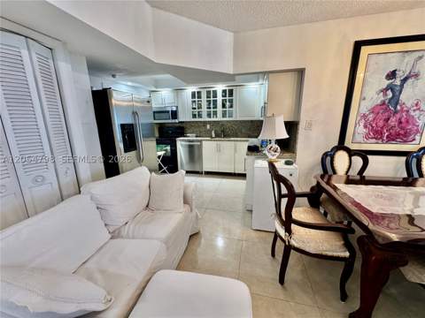 18051 Biscayne Blvd 1002, Aventura FL - photo 6 of 30