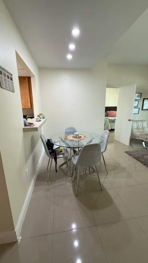 500 Bayview Drive 122, Sunny Isles Beach FL - photo 22 of 29