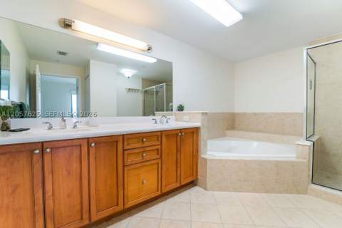 8395 SW 73rd Ave 412, Miami FL - photo 10 of 23