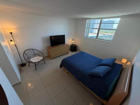 19390 Collins Avenue 1405, Sunny Isles Beach FL - photo 11 of 42