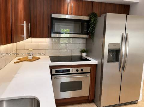 585 NE 121st St, North Miami FL - photo 10 of 45