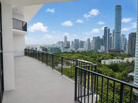 1865 Brickell Ave 1865, Miami FL - photo 13 of 26