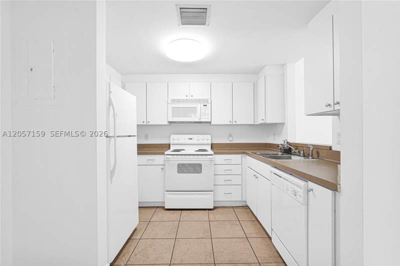 1 bedroom Condominium at 1250 S Miami Ave 812, Vue At Brickell Condo, Miami — photo 4