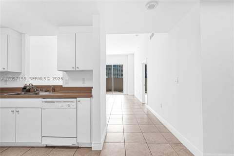 1250 S Miami Ave 812, Miami FL - photo 6 of 32