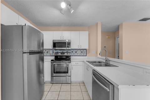 13970 SW 179th St, Miami FL - photo 15 of 43