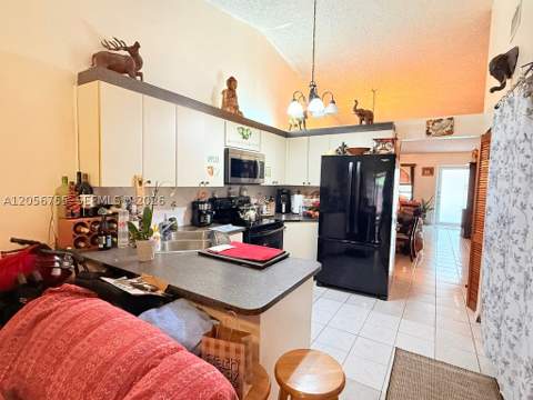 5941 W 20th Ln, Hialeah FL - photo 6 of 27