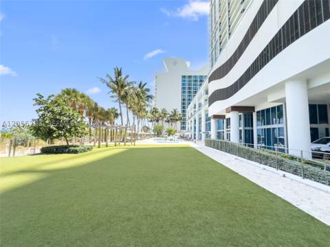 6801 Collins Ave 1015, Miami Beach FL - photo 21 of 44