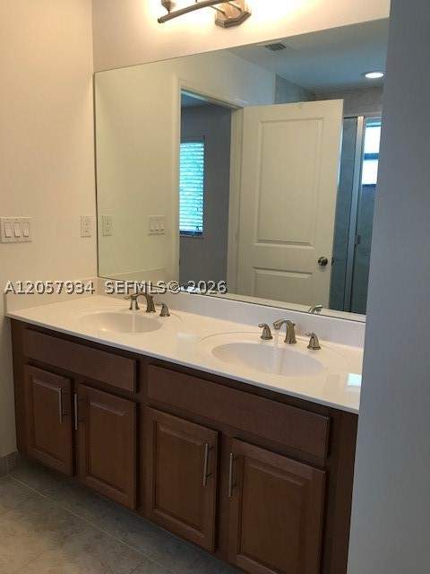 317 NE 194th Ln 317, Miami FL - photo 8 of 24